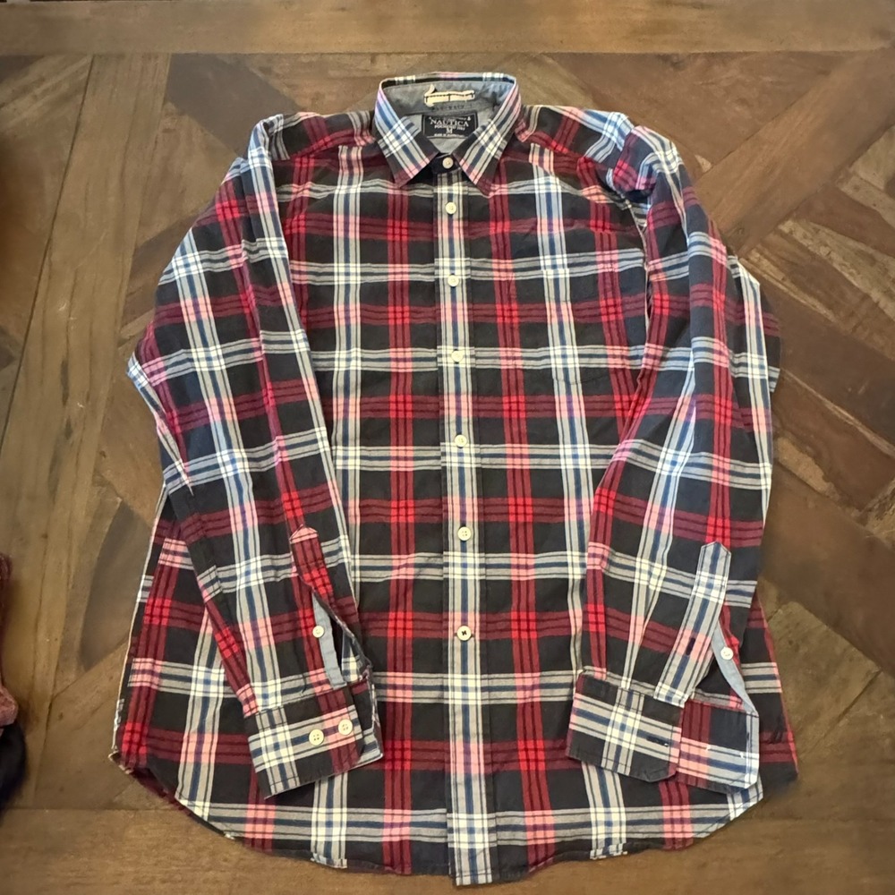 Nautica Men Button Down Shirt Long Sleeve Plaid Cotton‎ Red & Blue Size M